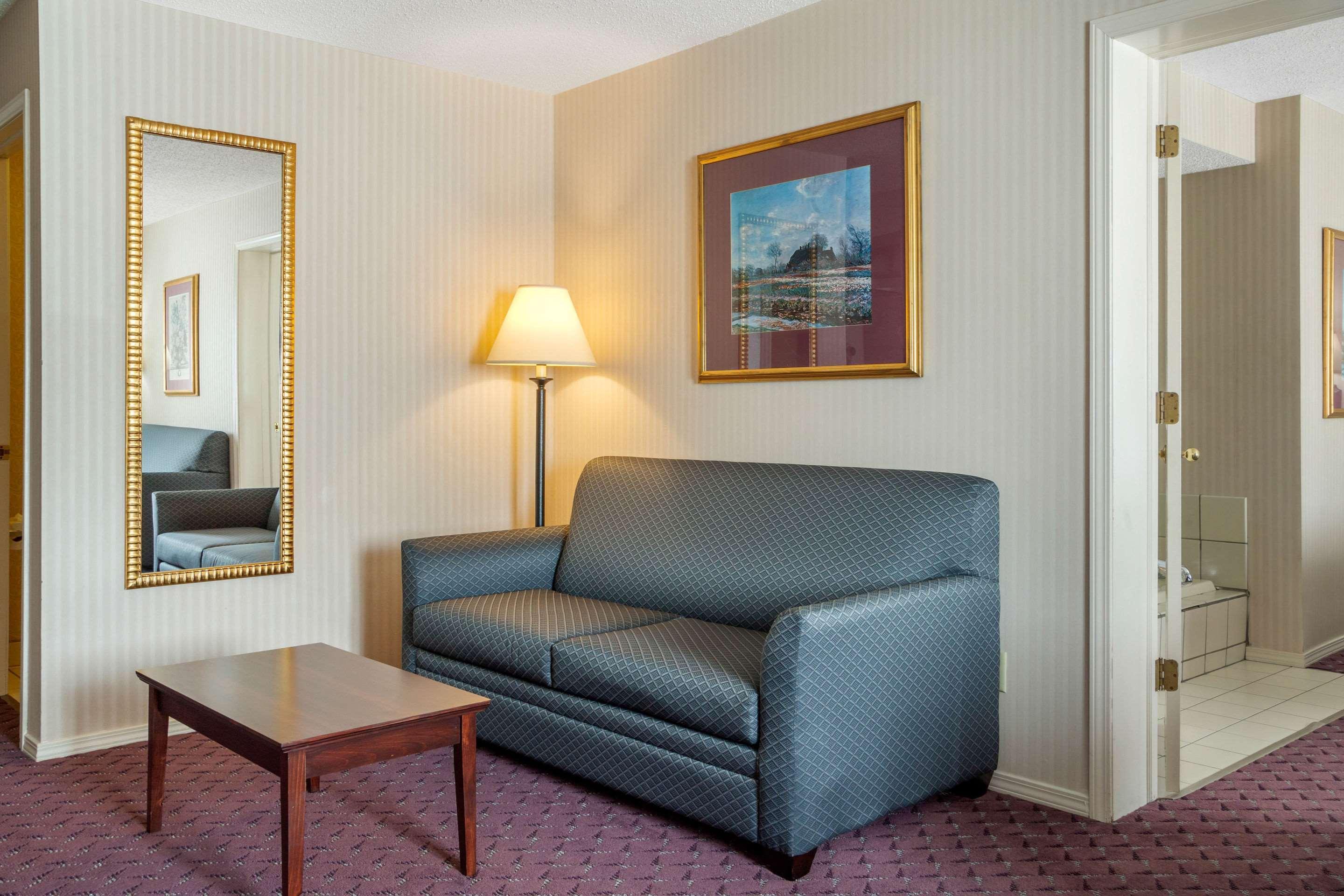 The Wisconsin Hotel & Conference Center Lake Delton Exterior photo